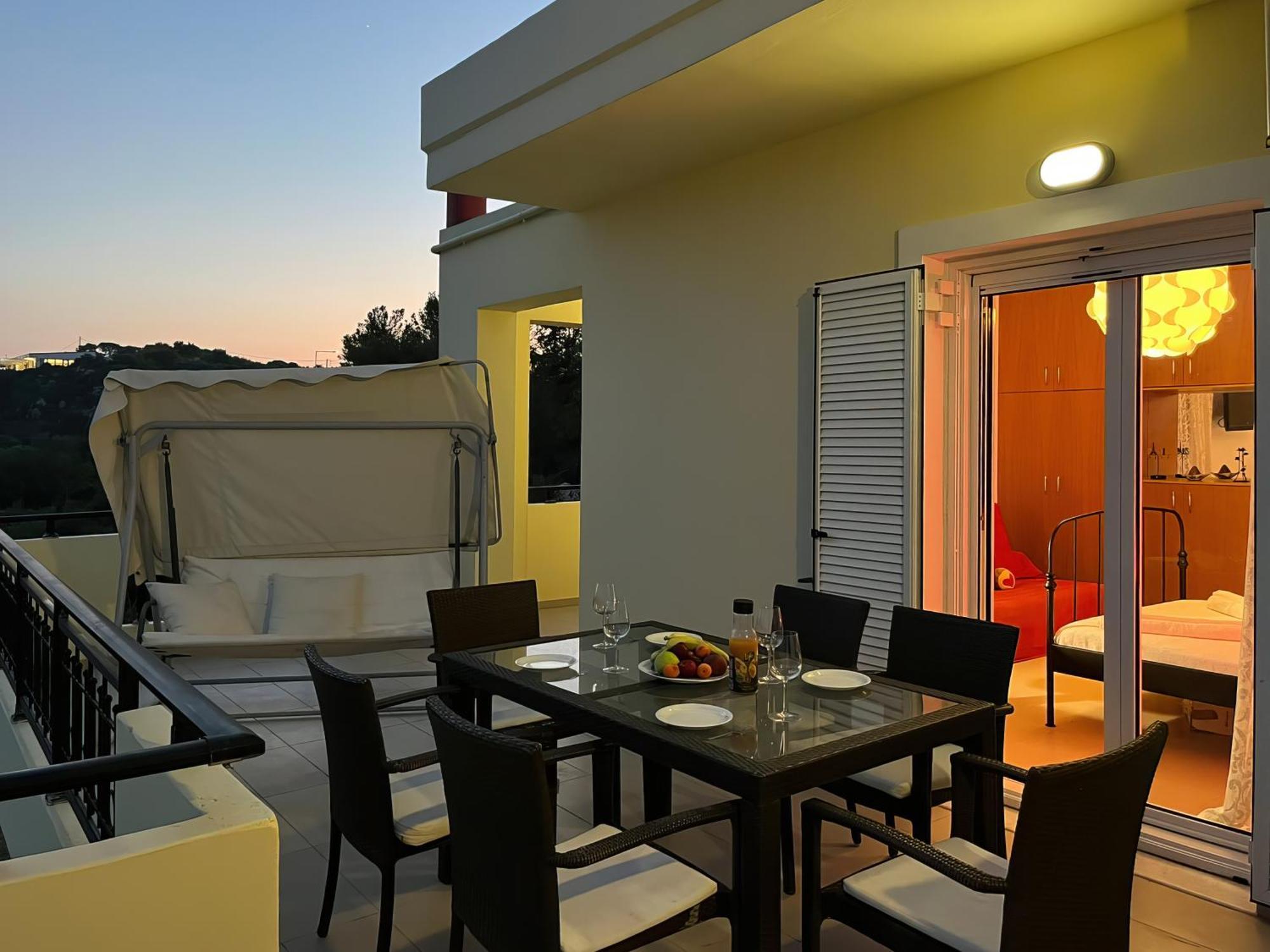 Souda Bay View With Private Pool Near Chania Khania